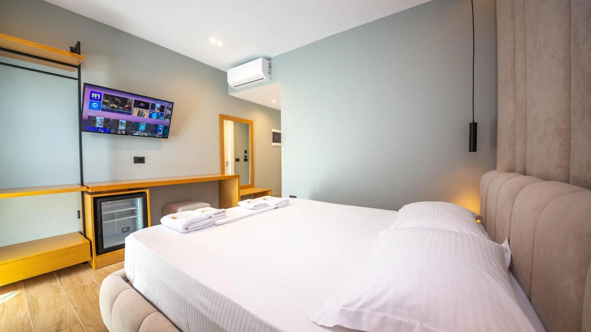 Absolute Hotel Ksamil