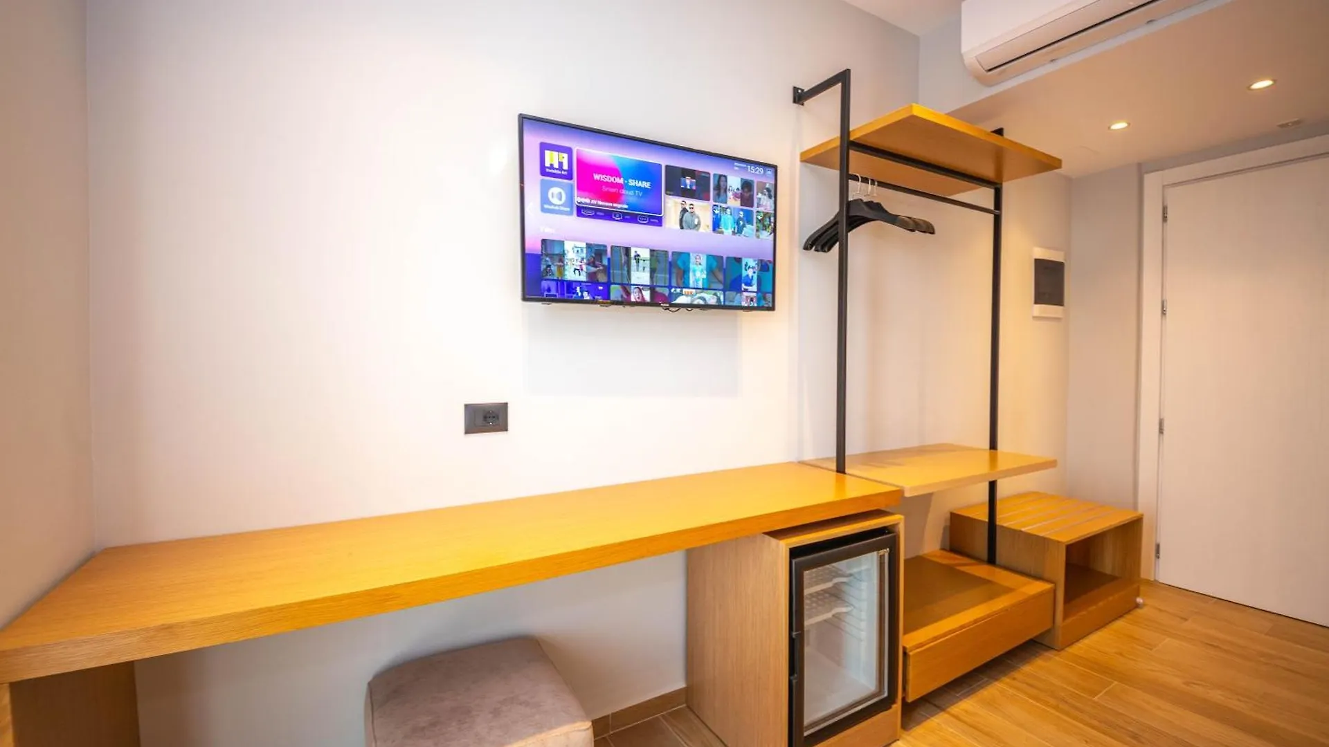 Absolute Hotel Ksamil