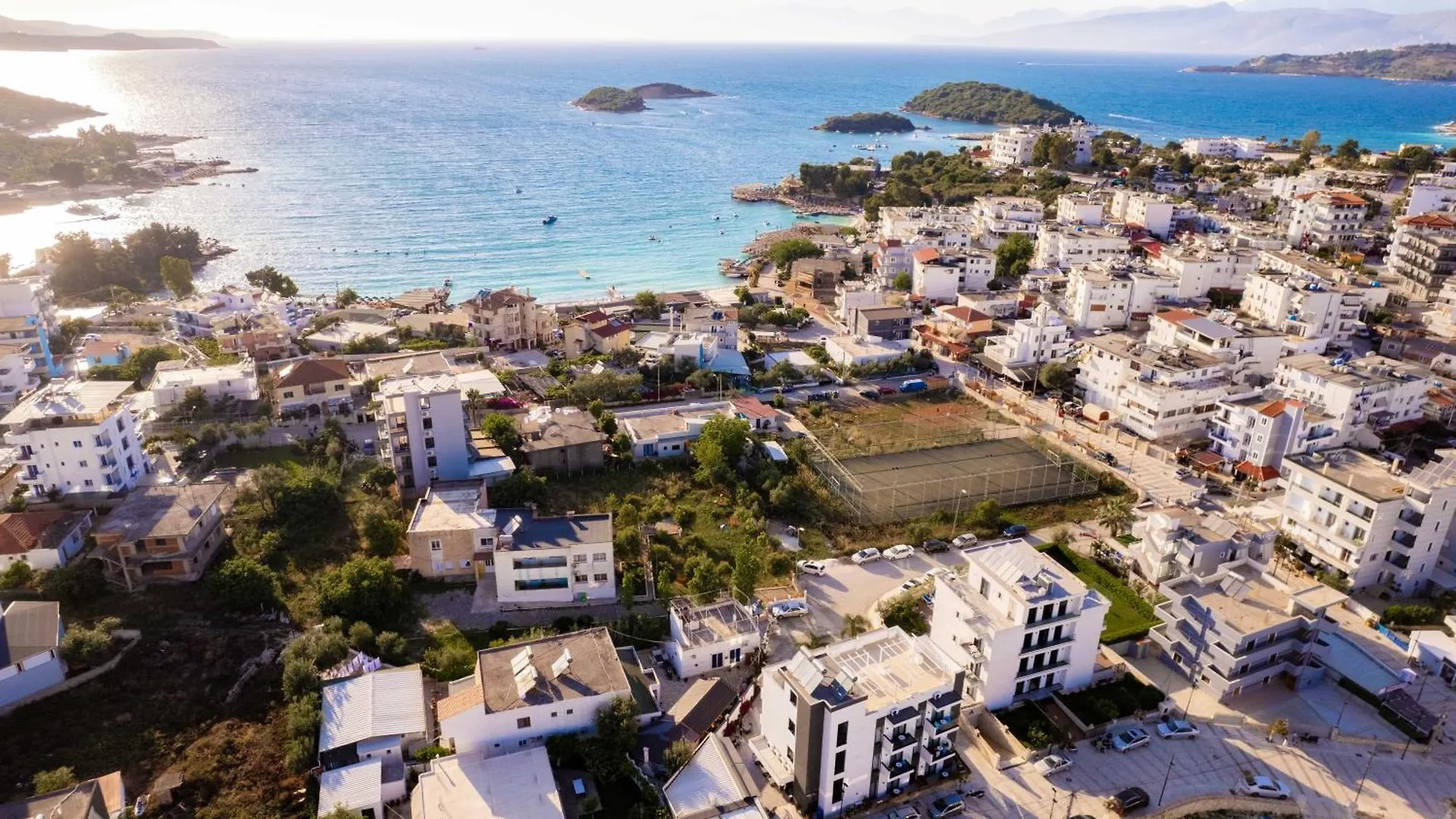 Absolute Hotel Ksamil 4*,