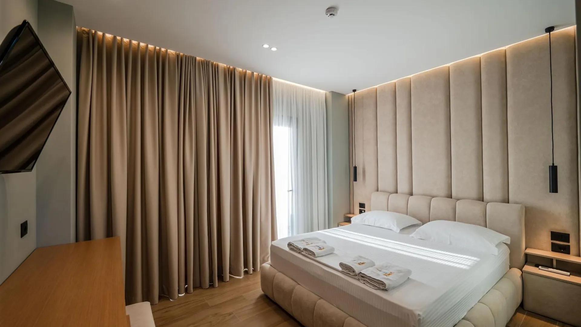 Absolute Hotel Ksamil