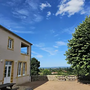 la-courlande.hotels-rhonealpes.com/